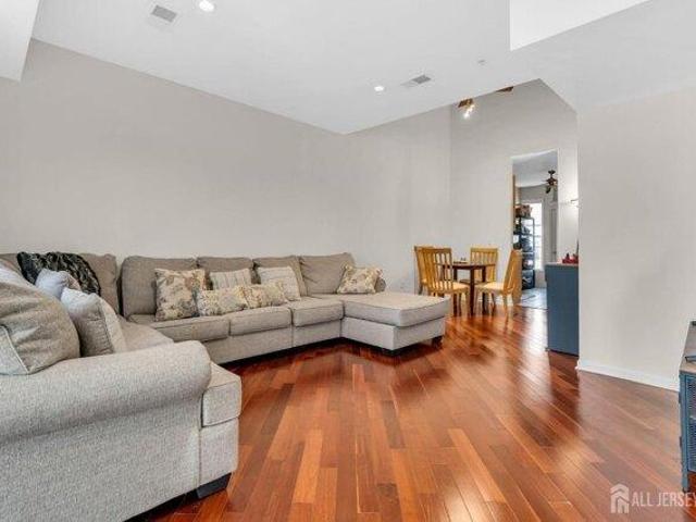 House for sale in Harrison, Hudson County