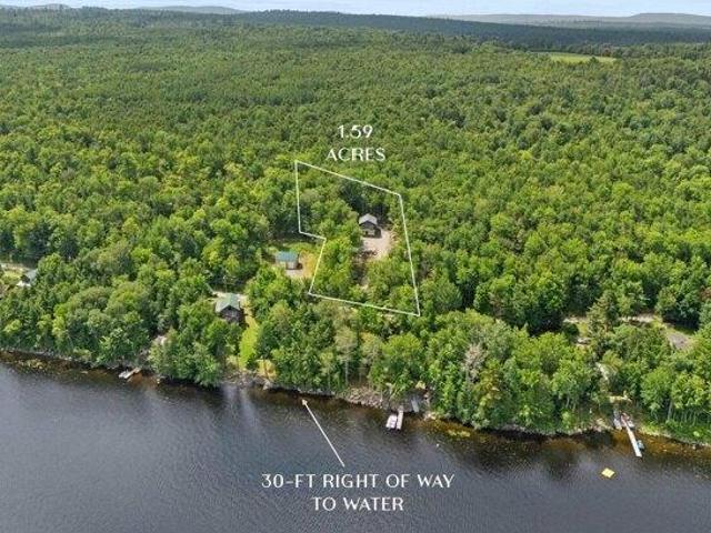 House for sale in Hartland, Maine