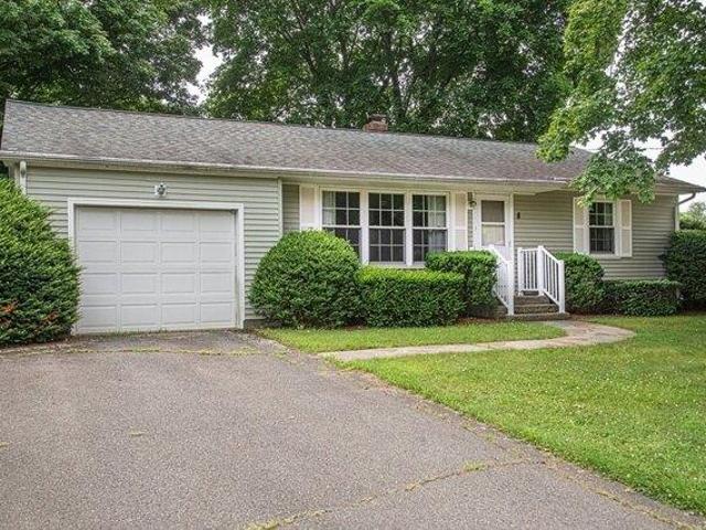 House for sale in Hatfield, Massachusetts