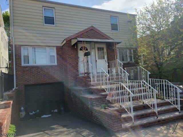 House for sale in Hillside, New Jersey