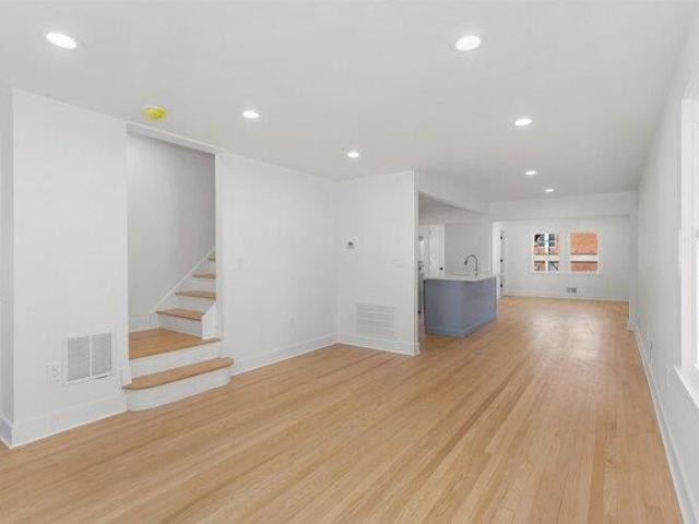 House for sale in Hillside, New Jersey