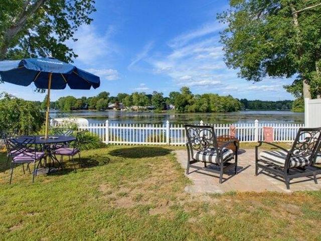 House for sale in Holbrook, Norfolk County