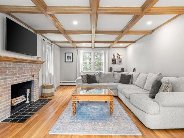 House for sale in Holbrook, Norfolk County