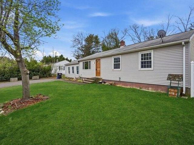 House for sale in Hampden, Massachusetts
