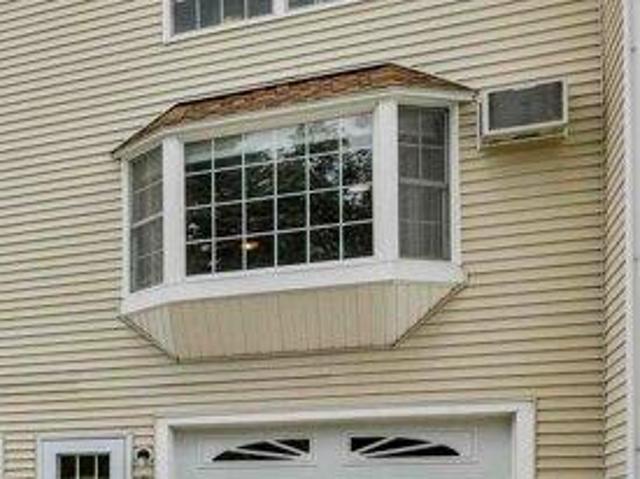 House for sale in Webster Woods, Hooksett
