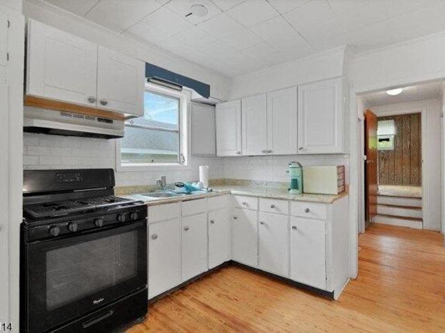 House for sale in Glasser, New Jersey