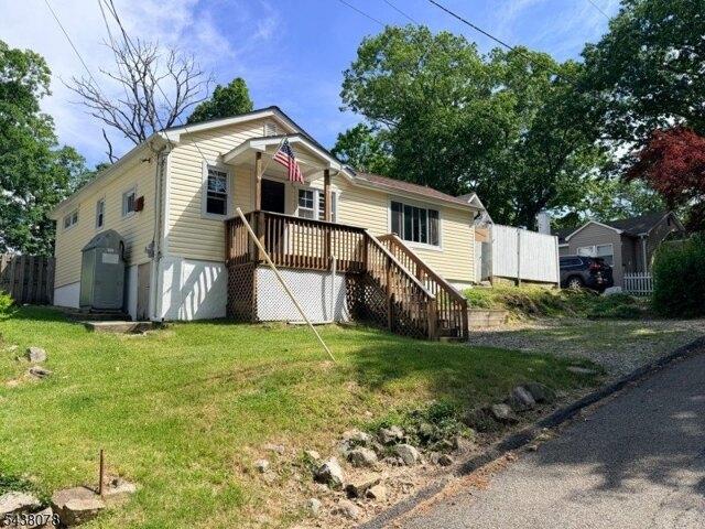 House for sale in Glasser, New Jersey