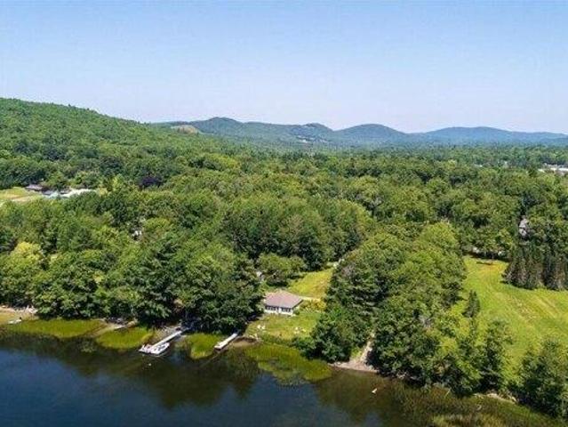House for sale in Hope, Maine