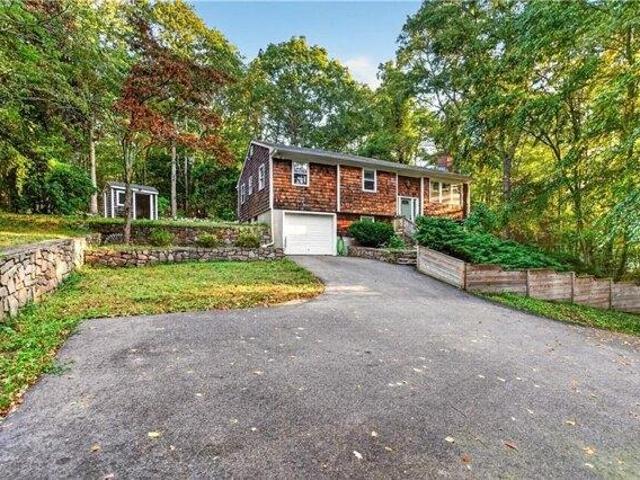 House for sale in Hopkinton City, Hopkinton