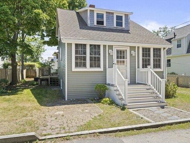 House for sale in Hull, Massachusetts