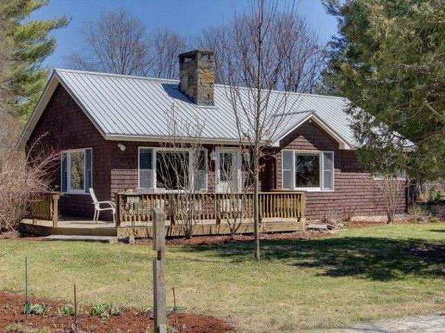 House for sale in Isle La Motte, Vermont