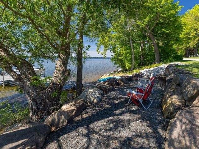 House for sale in Isle La Motte, Vermont