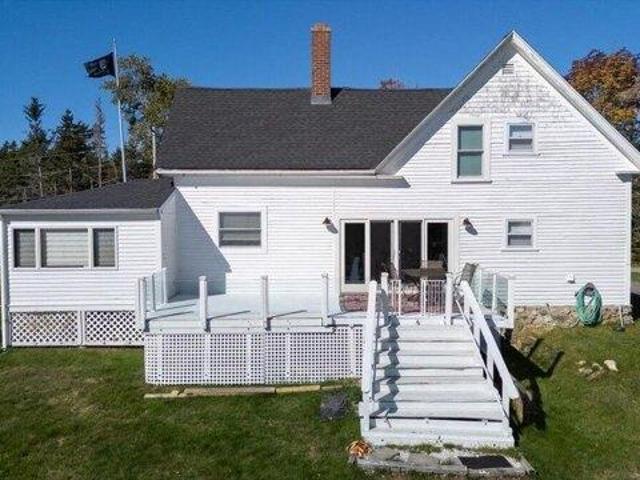 House for sale in Pripet, Islesboro