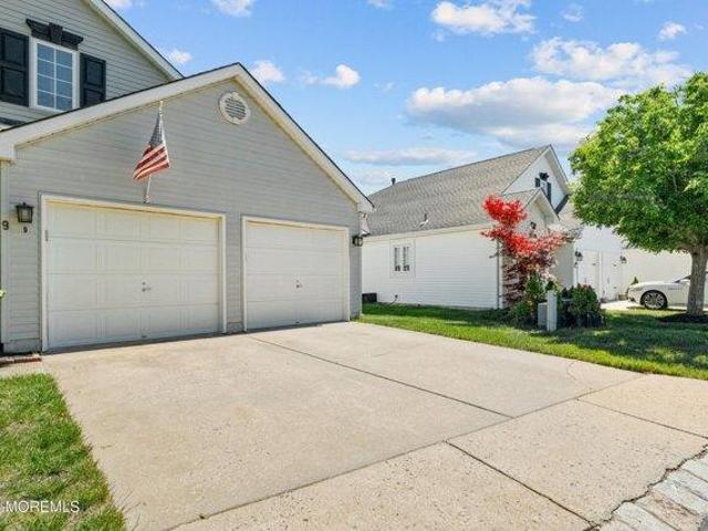 House for sale in Jackson, New Jersey