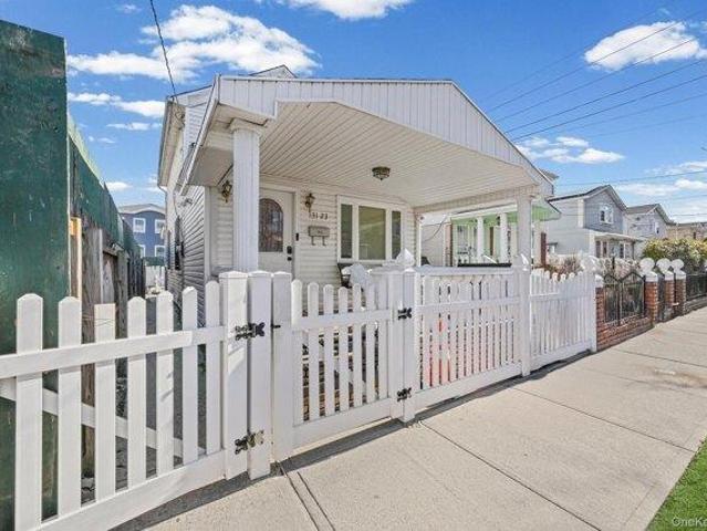 House for sale in Queens, Arverne