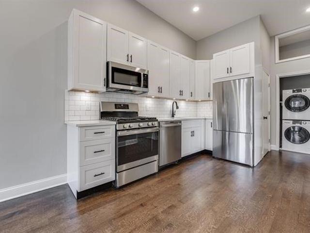 House for sale in Hudson, New Jersey