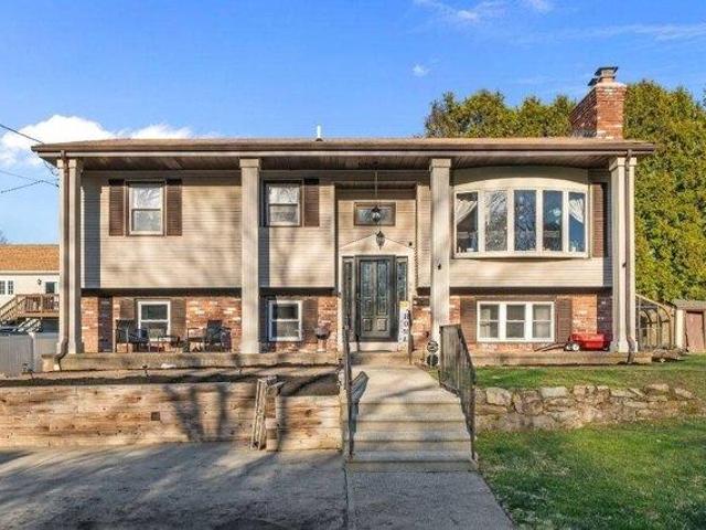 House for sale in Johnston, Rhode Island