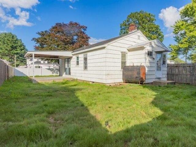 House for sale in Johnston, Rhode Island