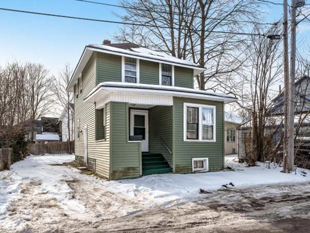 House for sale in Kalamazoo