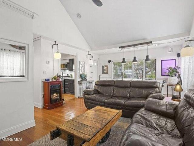 House for sale in Cliffwood Beach, Aberdeen Township