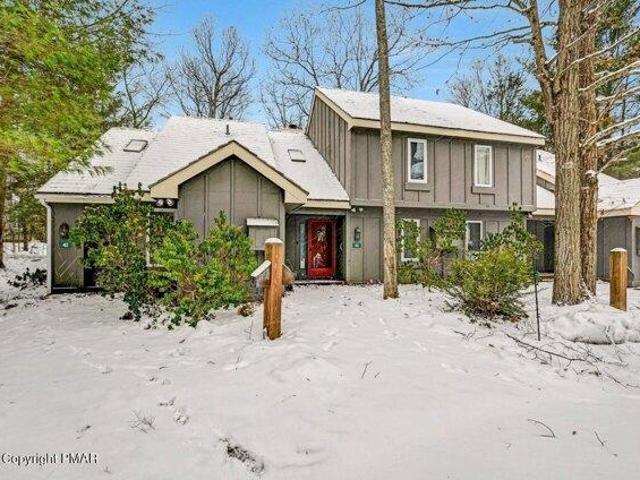 House for sale in Lake Harmony, Pennsylvania