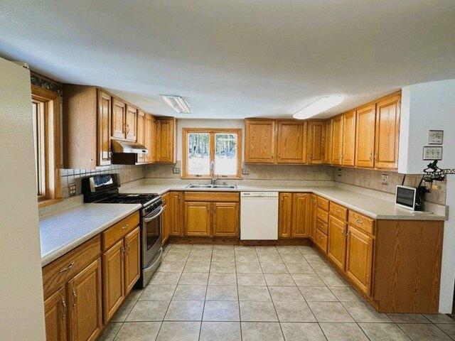 House for sale in Lake Pleasant, New York
