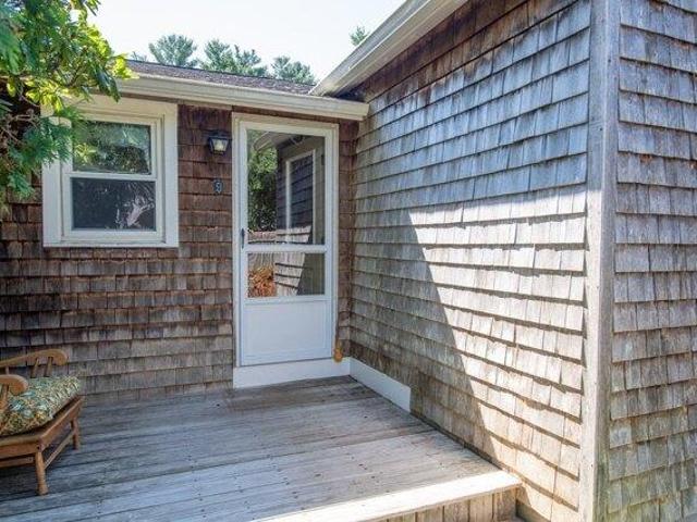 House for sale in Churchill Shores, Lakeville