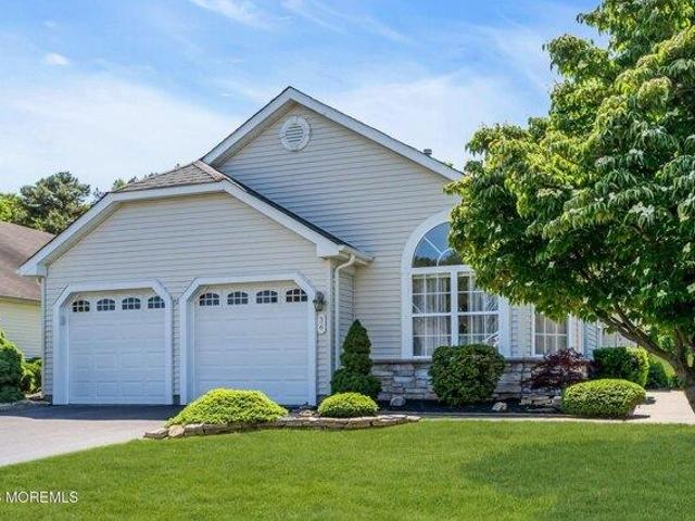 House for sale in Lakewood, New Jersey