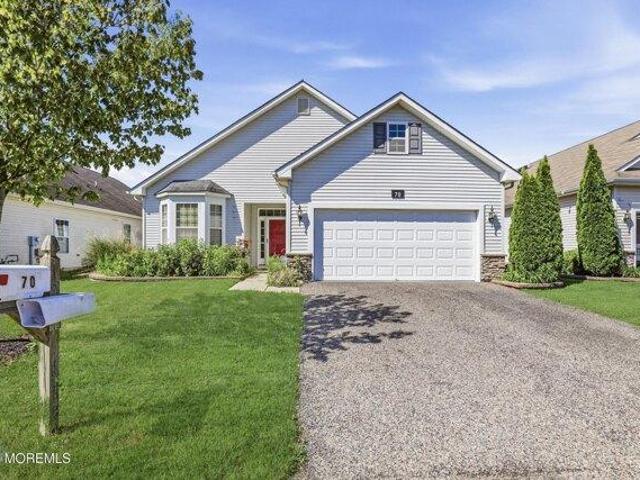 House for sale in Lakewood, New Jersey