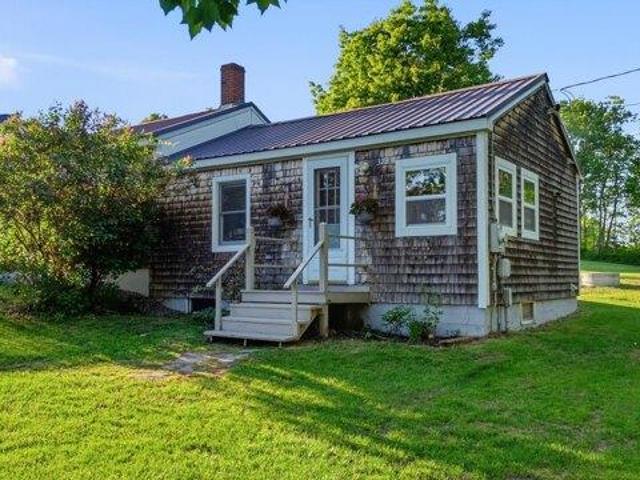 House for sale in Leeds, Maine