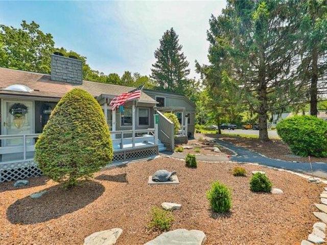 House for sale in Dingmans Ferry, Pennsylvania