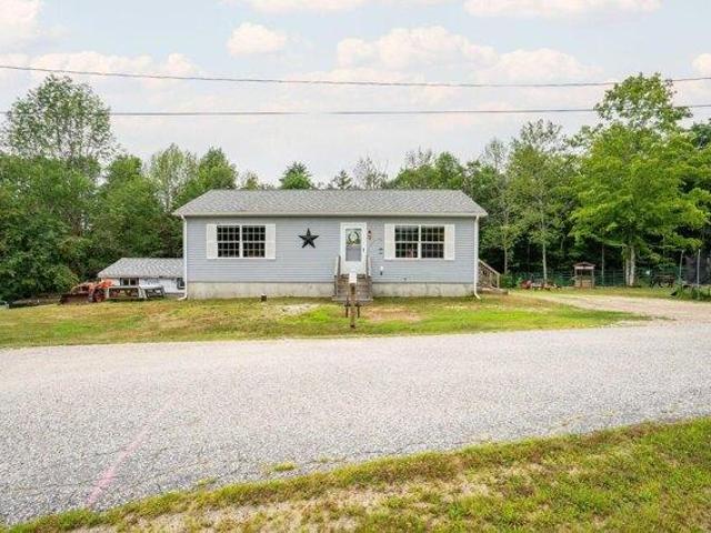 House for sale in Cornish, York County