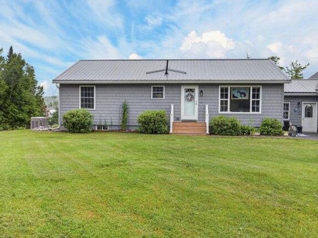 House for sale in Lincoln, Maine