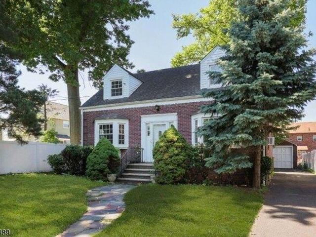 House for sale in Linden, New Jersey