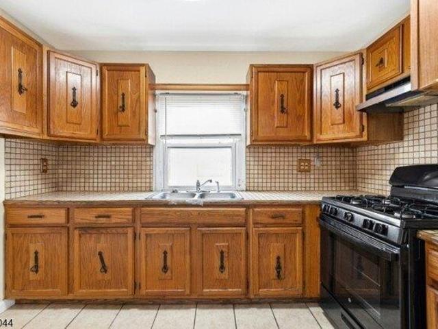 House for sale in Linden, New Jersey
