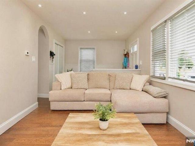 House for sale in Linden, New Jersey