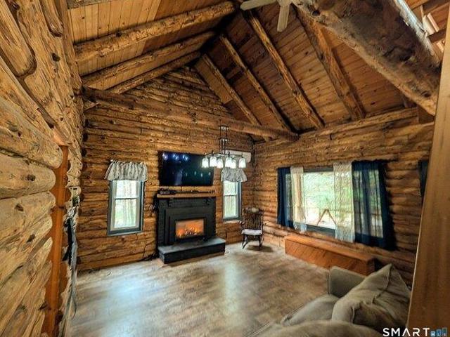 House for sale in Bantam, Litchfield
