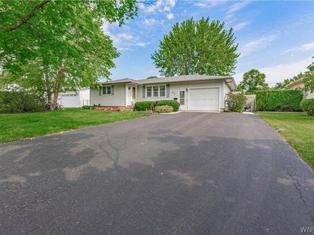 House for sale in Niagara, New York