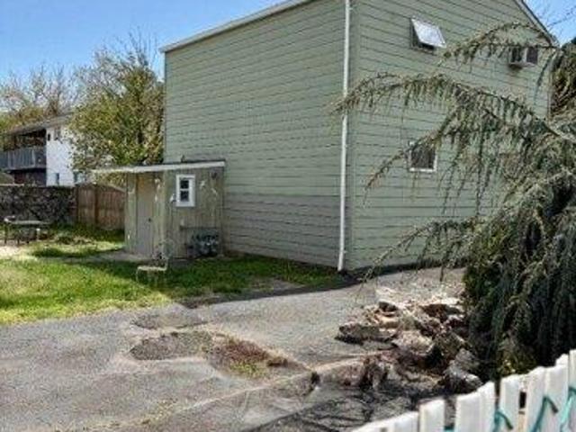 House for sale in Lodi, Bergen County