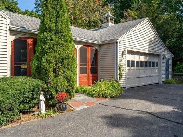 House for sale in Hampden, Massachusetts