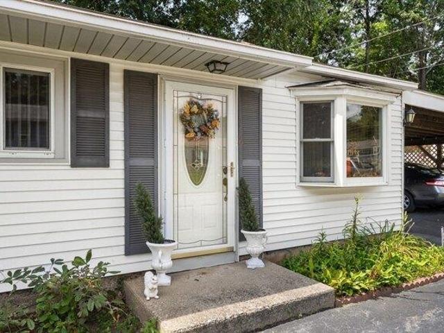 House for sale in Lowell, Middlesex County