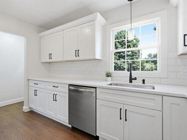 House for sale in Cadys Corners, Ludlow