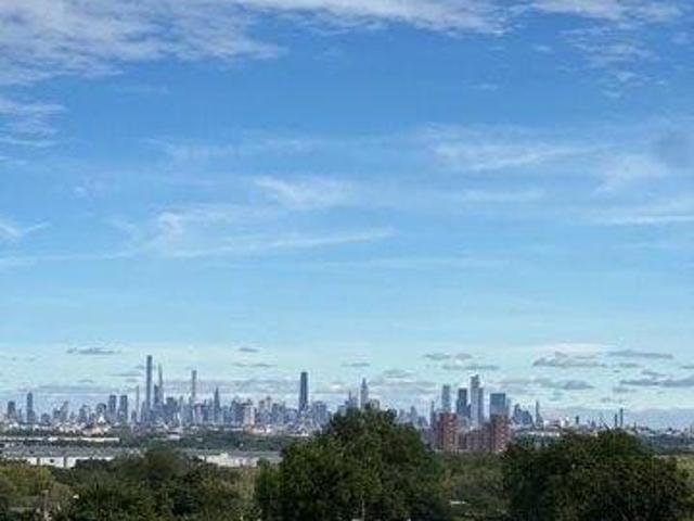 House for sale in Lyndhurst, Bergen County