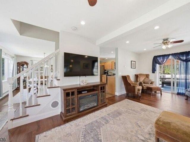 House for sale in Mahwah, New Jersey