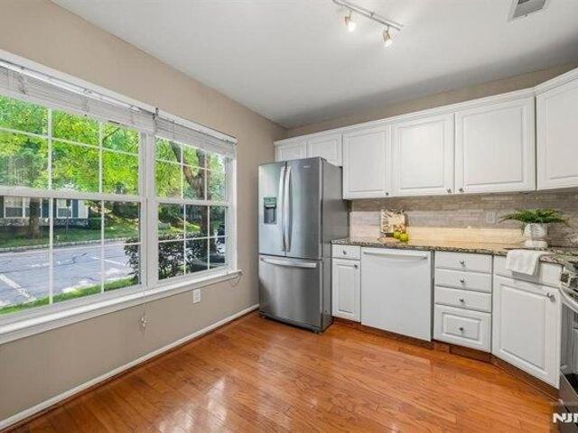 House for sale in Mahwah, New Jersey