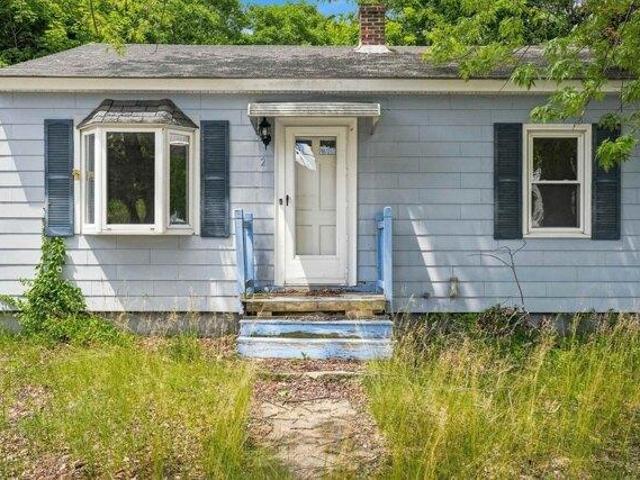 House for sale in New Hampshire