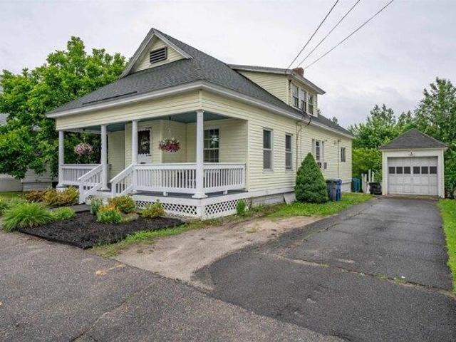 House for sale in New Hampshire
