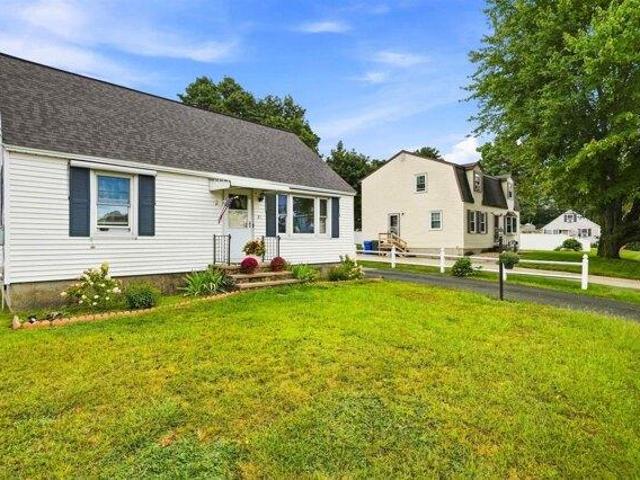 House for sale in New Hampshire