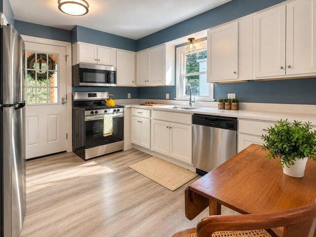 House for sale in Manchester, Hillsborough County
