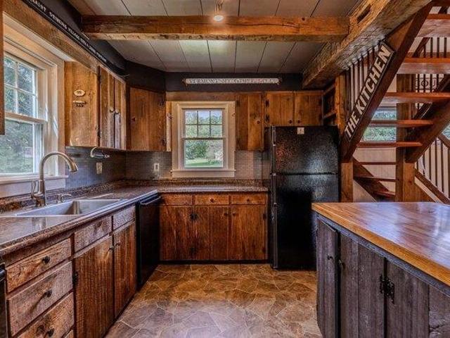 House for sale in Dorset, Manchester